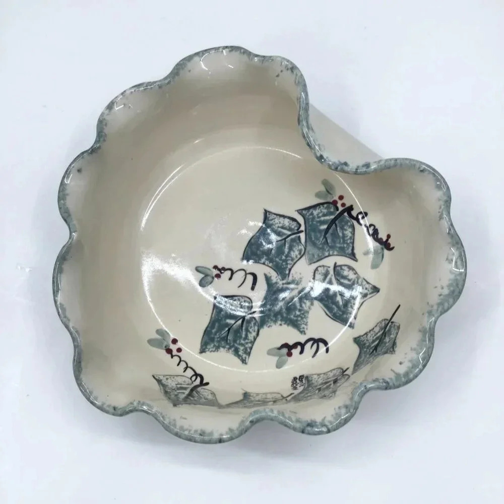 Vintage Abstract Studio Ceramic Ivy Holly Serving Bowl Artist Signed Green Red - Picture 3 of 15